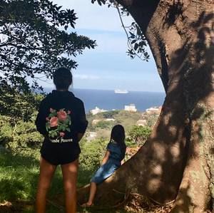 Meet your Posher, Hoa